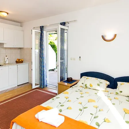 Апартаменты Miramare & Campara