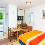Apartman Miramare & Campara